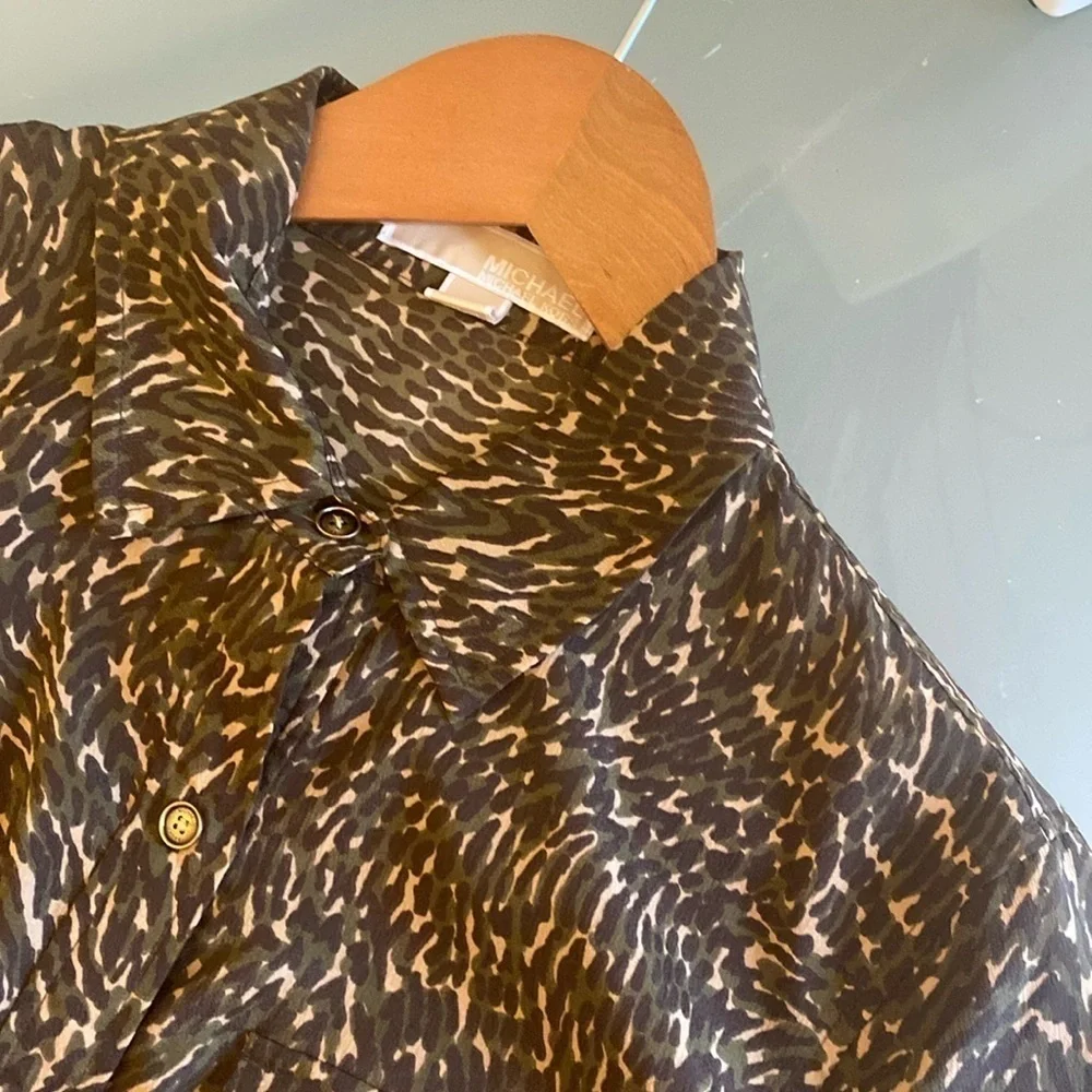 Michael Kors Animal Print Blouse Size 8